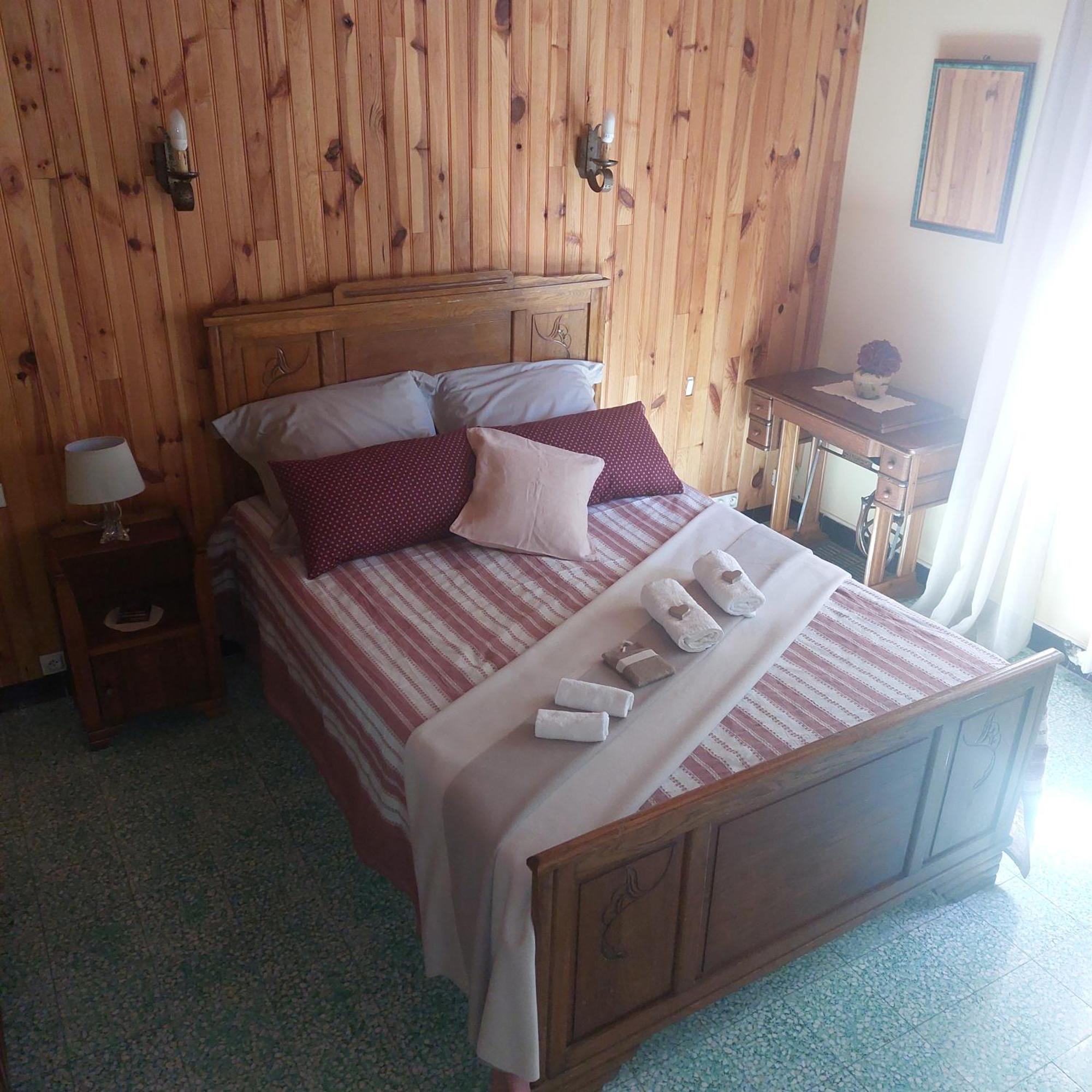 Chalet 14 pers avec vue panoramique et piscine chauffée Genolhac Extérieur photo